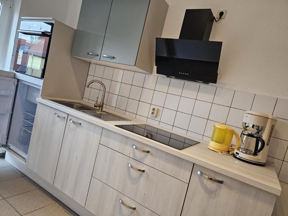 Appartement Kaethe-Kollwitz-Strasse 54, F2 à Altenburg Extérieur photo